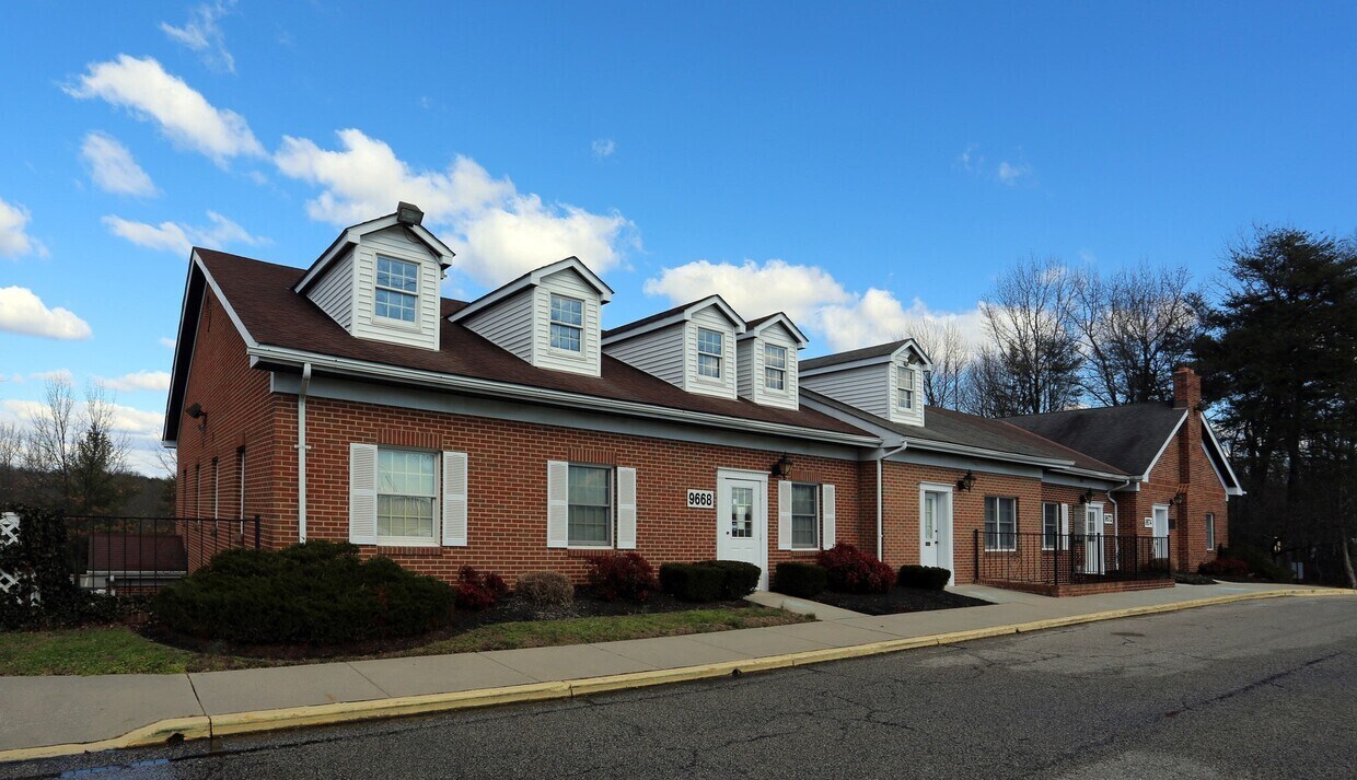 9672 Marlboro Pike, Upper Marlboro, MD à louer Photo de l’immeuble– Image 1 sur 4