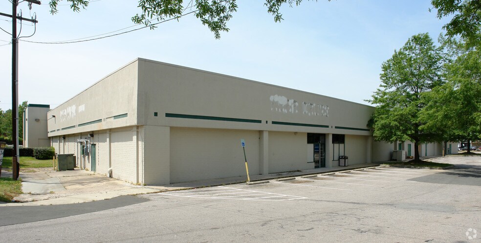 1100 N Miami Blvd, Durham, NC à vendre - Photo de l’immeuble – Image 3 sur 4