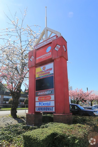 14877 108th Ave, Surrey, BC à louer - Photo de l’immeuble – Image 3 sur 4