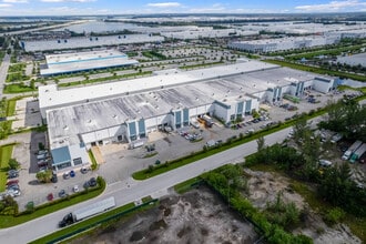 14001 NW 112th Ave, Hialeah Gardens, FL - VUE AÉRIENNE vue de carte