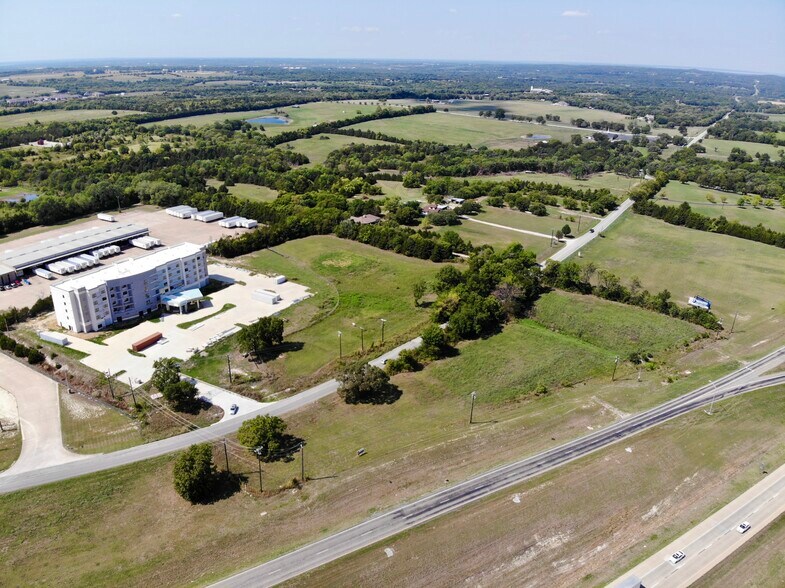 3791 N Loy Lake Rd, Sherman, TX à vendre - Photo de l’immeuble – Image 2 sur 3