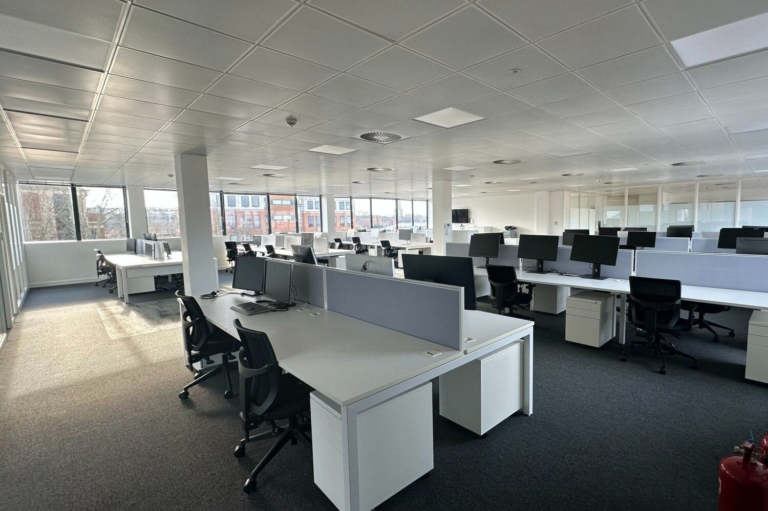 3 Queens Rd, Reading à louer Photo de l’immeuble– Image 1 sur 9