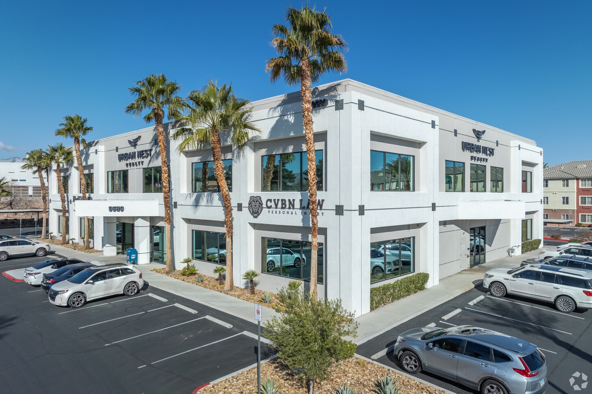 9580 W Sahara Ave, Las Vegas, NV à vendre Photo principale– Image 1 sur 45