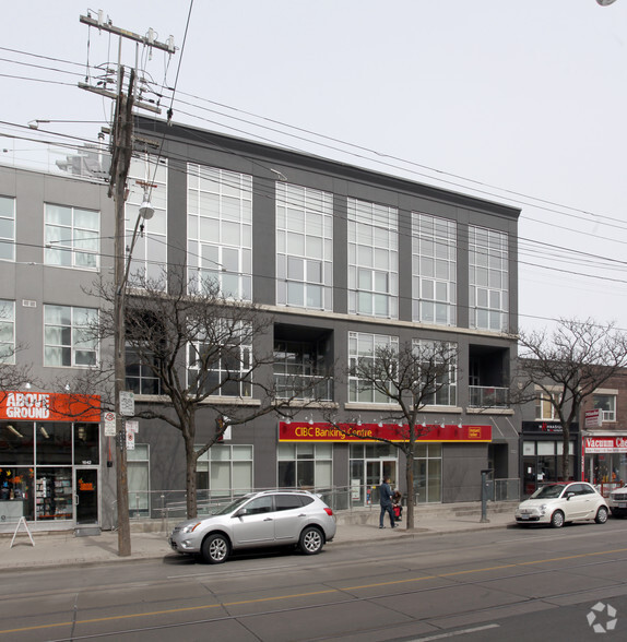 1852 Queen St E, Toronto, ON à louer - Photo de l’immeuble – Image 1 sur 3