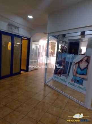 Plus de détails pour Carrer Hospital Vell, 18, Lloret de Mar - Local commercial à vendre