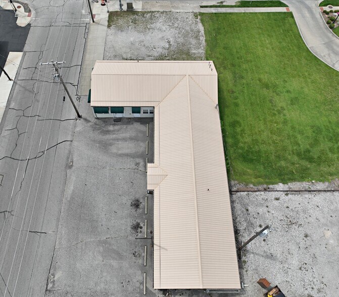 520 E Van Trees St, Washington, IN à vendre - Photo de l’immeuble – Image 2 sur 6