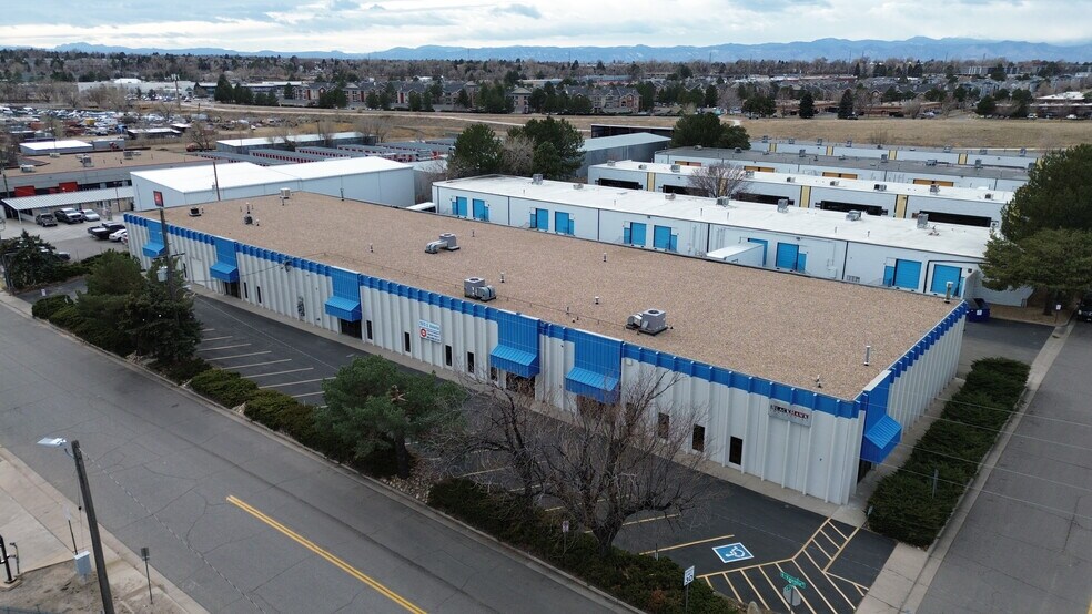 2075 S Valentia St, Denver, CO à vendre - Photo de l’immeuble – Image 1 sur 15