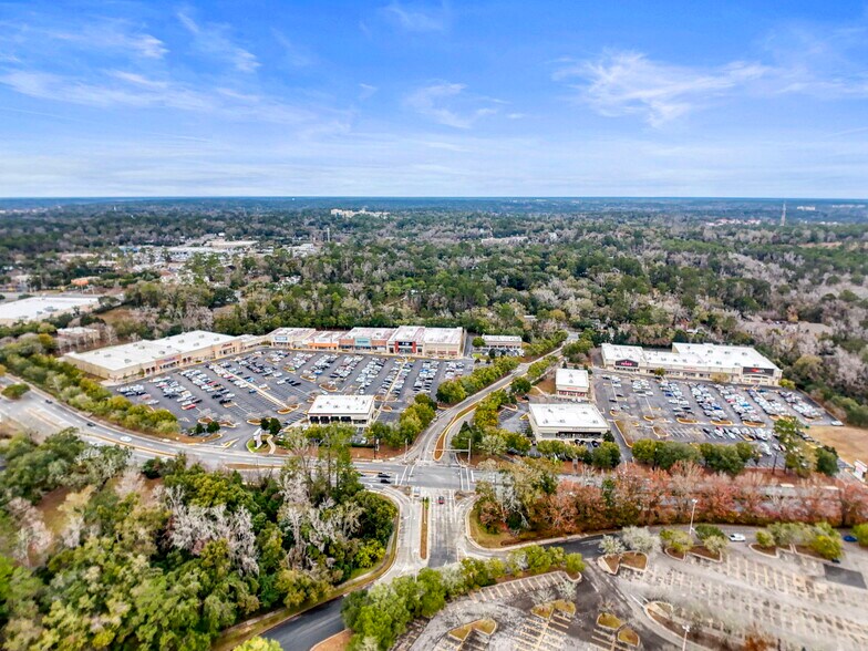 1415-1645 Governor's Square Blvd, Tallahassee, FL à louer - Aérien – Image 1 sur 27