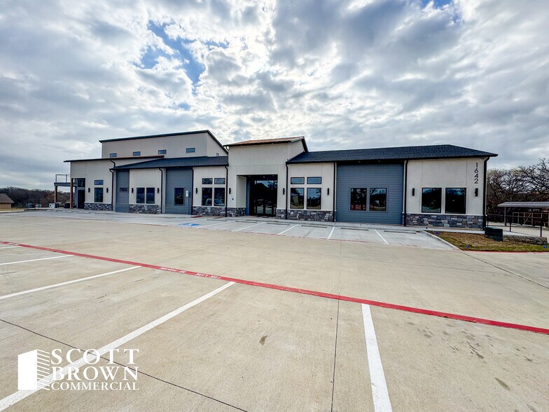 1642 FM 407, Argyle, TX à louer - Photo de l’immeuble – Image 1 sur 27