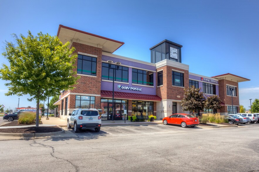 650 S Prairie View Dr, West Des Moines, IA à louer - Photo de l’immeuble – Image 2 sur 4