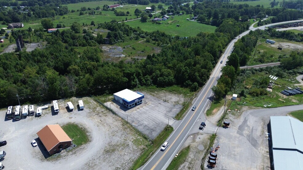 3100 S Laurel Rd, London, KY à vendre - Photo de l’immeuble – Image 3 sur 3