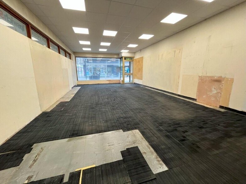 157 Fircroft Rd, Ipswich à louer - Photo de l’immeuble – Image 3 sur 4