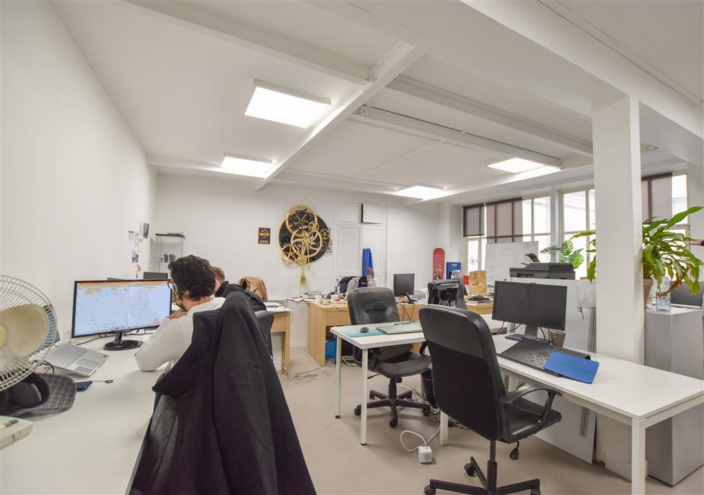 Bureau dans Paris à louer Photo de l’immeuble– Image 1 sur 9