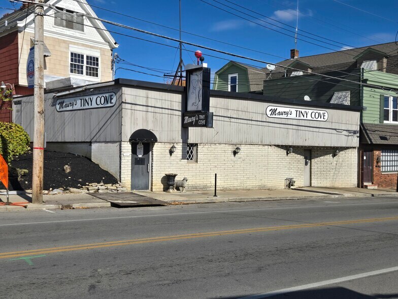 3908 Harrison Ave, Cheviot, OH à vendre - Photo principale – Image 1 sur 11