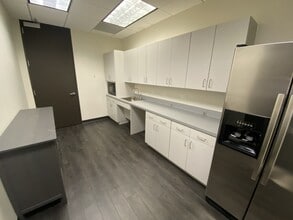 1700 Pacific Ave, Dallas, TX à louer Photo intérieure– Image 1 sur 12