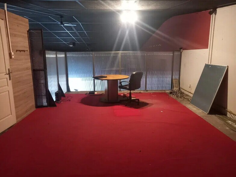 Local d'activités dans Besançon à vendre - Photo intérieure – Image 3 sur 12