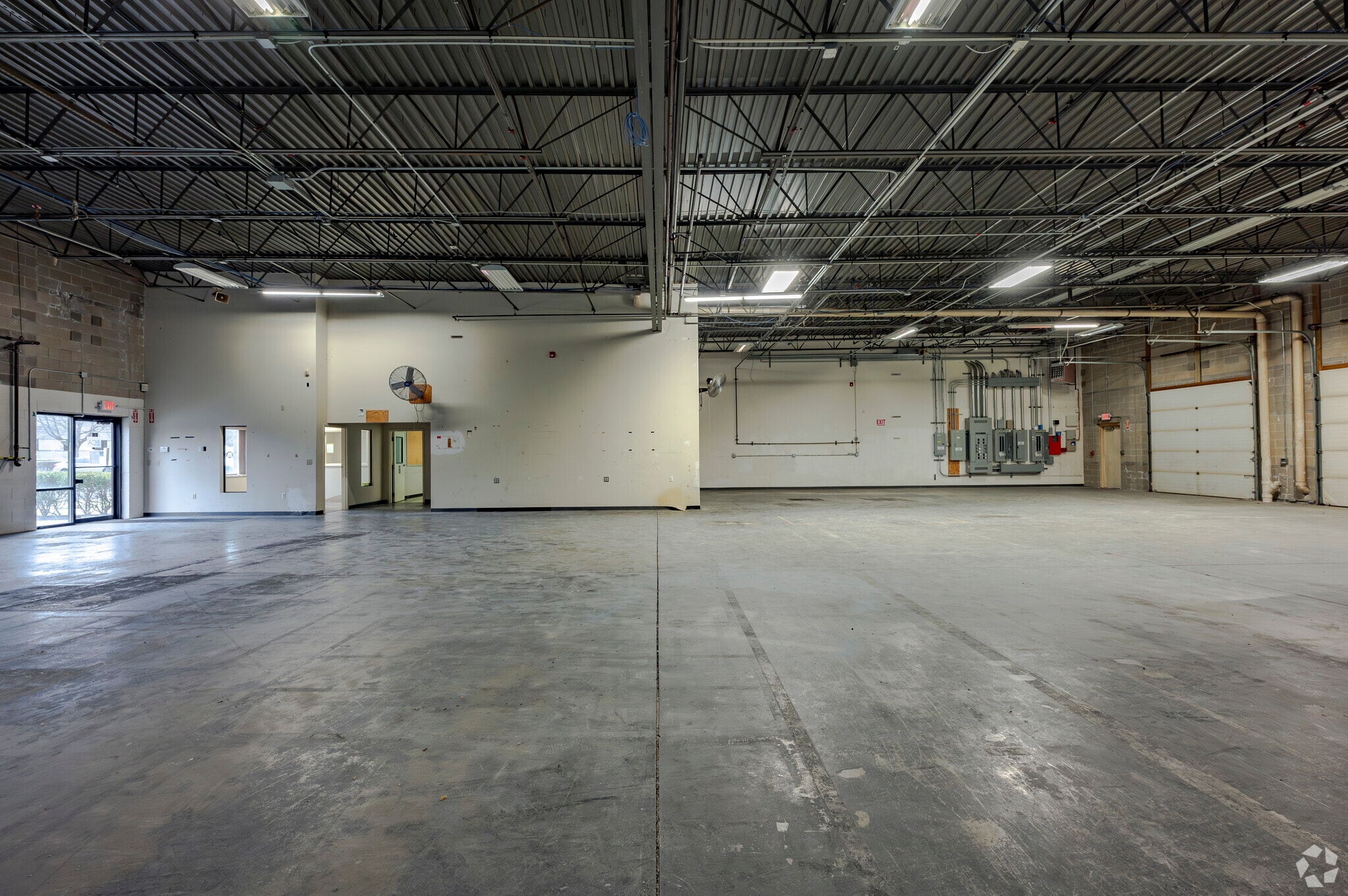 50 Ivy Brook Rd, Shelton, CT à louer Photo intérieure– Image 1 sur 2