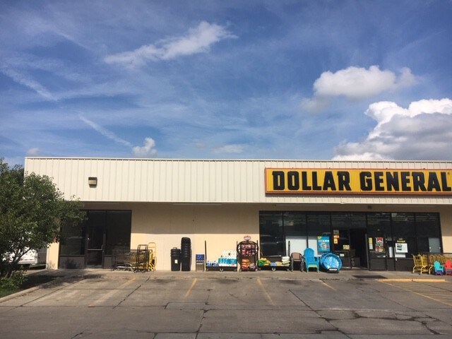 702 S Webster St, Spring Hill, KS à louer - Photo de l’immeuble – Image 3 sur 8