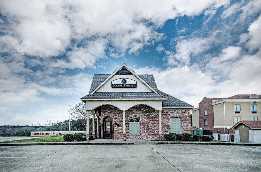 1237 Highway 35, Forest, MS à vendre - Photo de l’immeuble – Image 2 sur 37