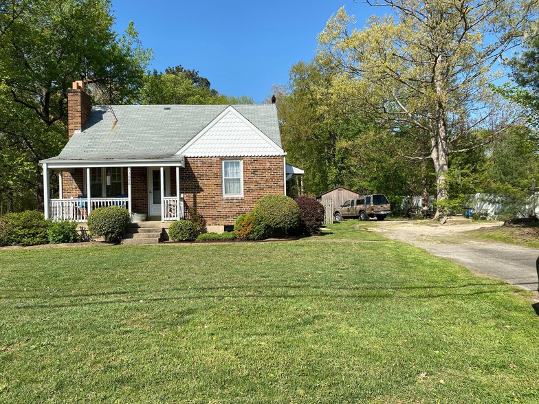 23088 Three Notch rd, California, MD à vendre - Photo de l’immeuble – Image 2 sur 5