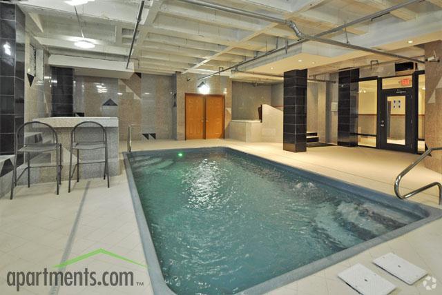 3450 Russell Blvd, Saint Louis, MO à vendre - Photo intérieure – Image 2 sur 21