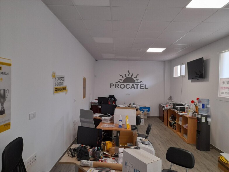 Local commercial dans Cáceres, Cáceres à vendre - Photo de l’immeuble – Image 3 sur 11