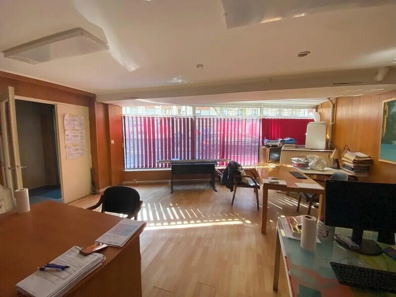 Local commercial dans Paris à vendre - Photo intérieure – Image 3 sur 5