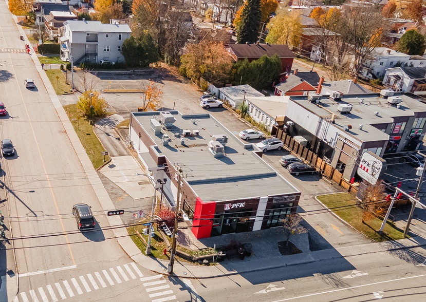 736 Rue King E, Sherbrooke, QC à vendre - Aérien – Image 3 sur 4