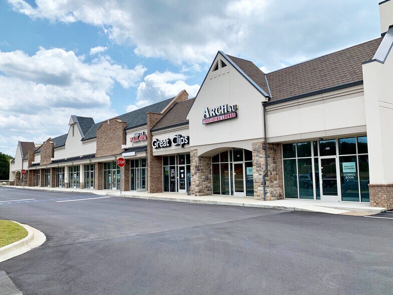 2151 Lakeshore Pky, Bessemer, AL à louer - Photo de l’immeuble – Image 2 sur 6