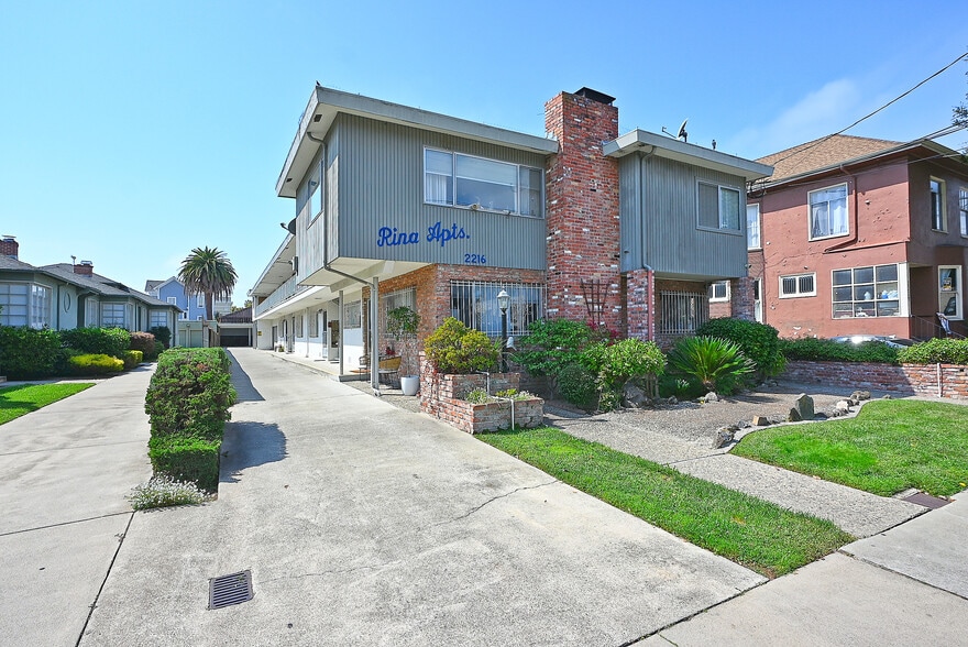 2216 Santa Clara Ave, Alameda, CA à vendre - Photo principale – Image 1 sur 5