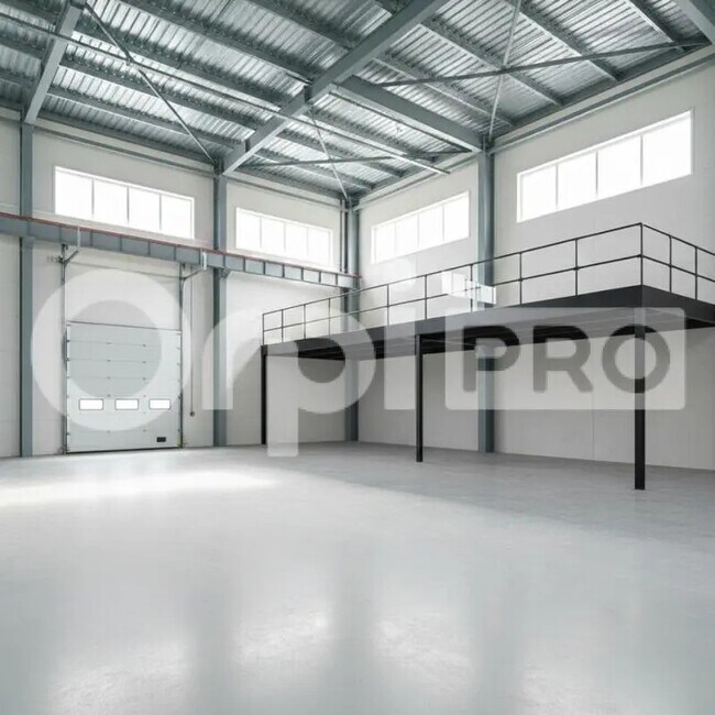 Plus de détails pour Local d'activités à louer