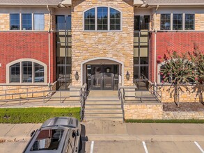 6240 N Beach St, Fort Worth, TX à louer Photo de l’immeuble– Image 1 sur 7