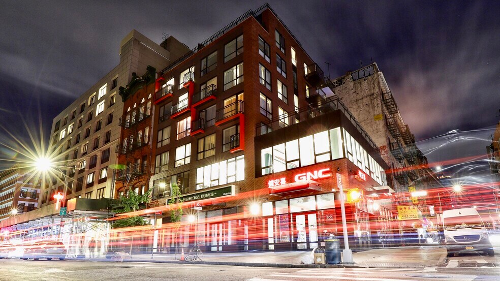 223-227 Grand St, New York, NY à louer - Photo de l’immeuble – Image 1 sur 16