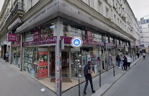 Local commercial dans Paris à louer Photo de l’immeuble– Image 1 sur 3