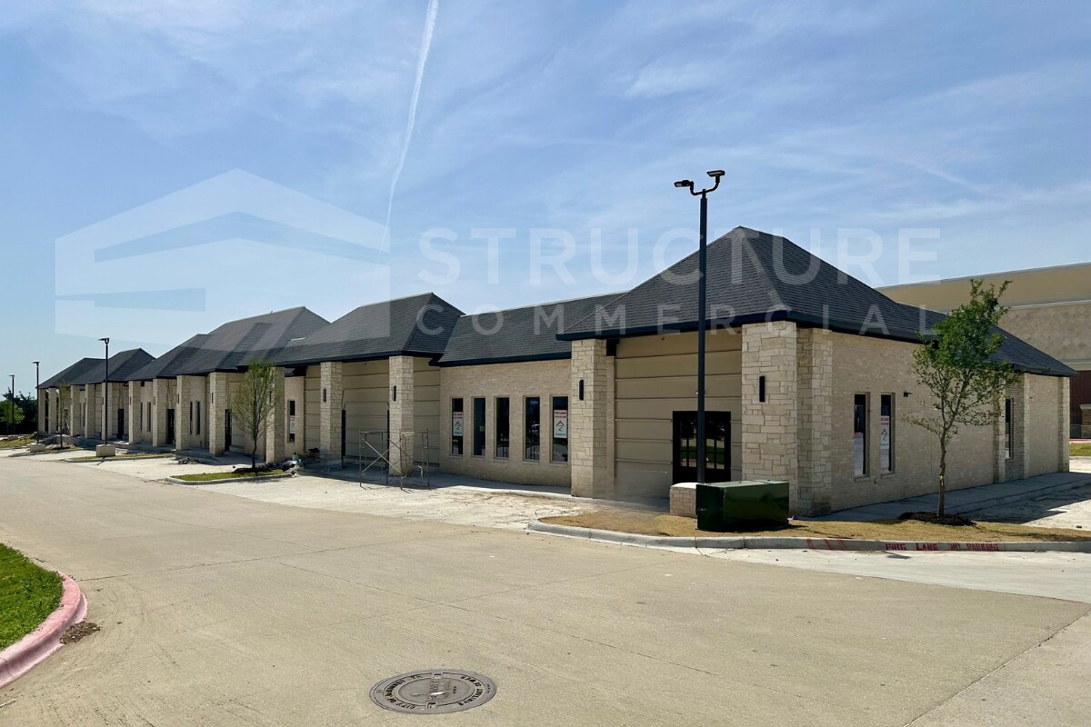 5121 S Custer Rd, McKinney, TX à louer Photo de l’immeuble– Image 1 sur 7