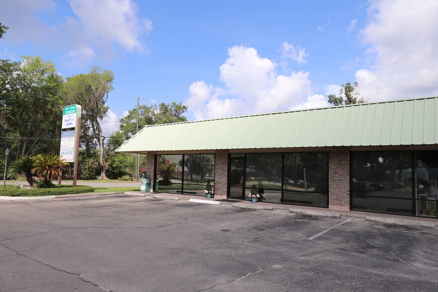 23352 NW 186th Ave, High Springs, FL à louer - Photo de l’immeuble – Image 3 sur 21