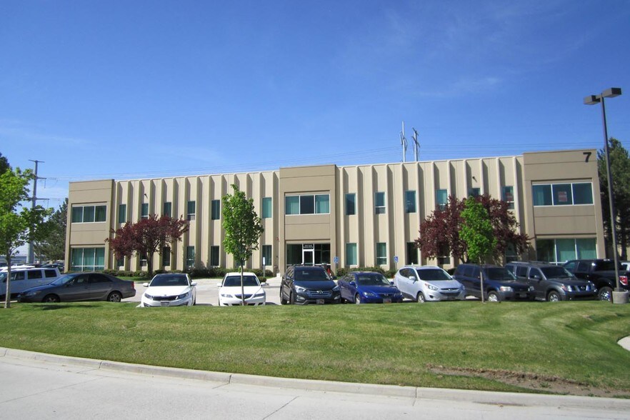 12244 S Business Park Dr, Draper, UT à louer - Photo principale – Image 1 sur 11
