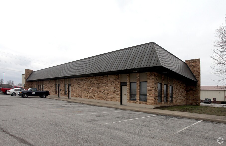 580 N 36th St, Lafayette, IN à louer - Photo de l’immeuble – Image 3 sur 5