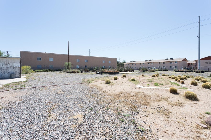 21407 N 24th Ave, Phoenix, AZ à louer - Photo de l’immeuble – Image 2 sur 16