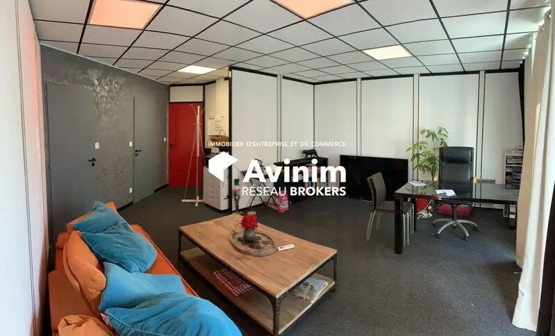 Bureau dans Saint-Martin-le-Vinoux à vendre - Photo intérieure – Image 2 sur 15