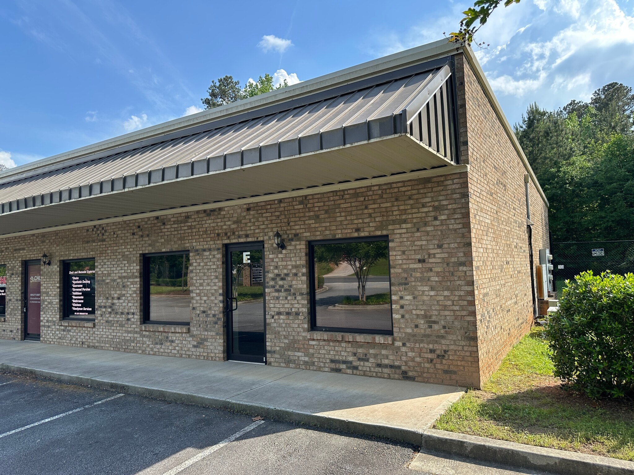 6151 N Main St SE, Acworth, GA à louer Photo de l’immeuble– Image 1 sur 9