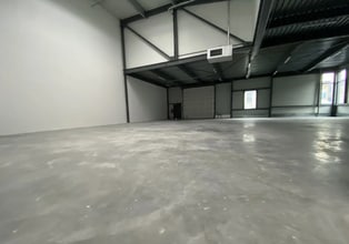 Local d’activités dans Argenteuil à louer Plan d’étage– Image 1 sur 9