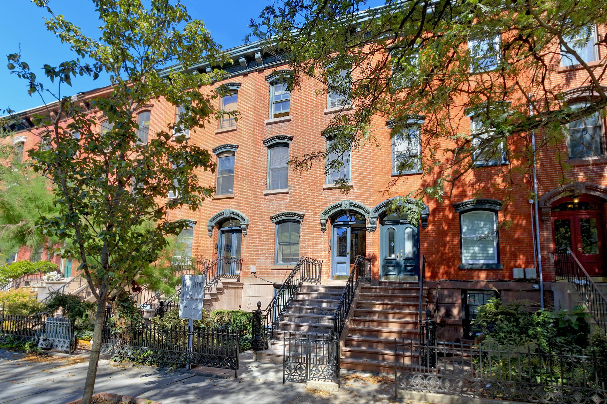 148 Sussex St, Jersey City, NJ à vendre Photo principale– Image 1 sur 19