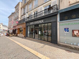 Plus de détails pour Local commercial à louer