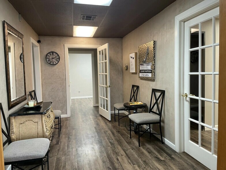 5845 NW 72nd Pl, Oklahoma City, OK à vendre - Photo intérieure – Image 2 sur 9