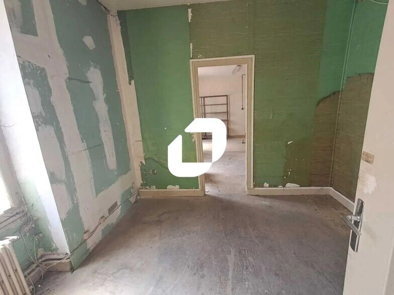 Local d’activités dans Montrouge à louer - Photo de l’immeuble – Image 2 sur 14