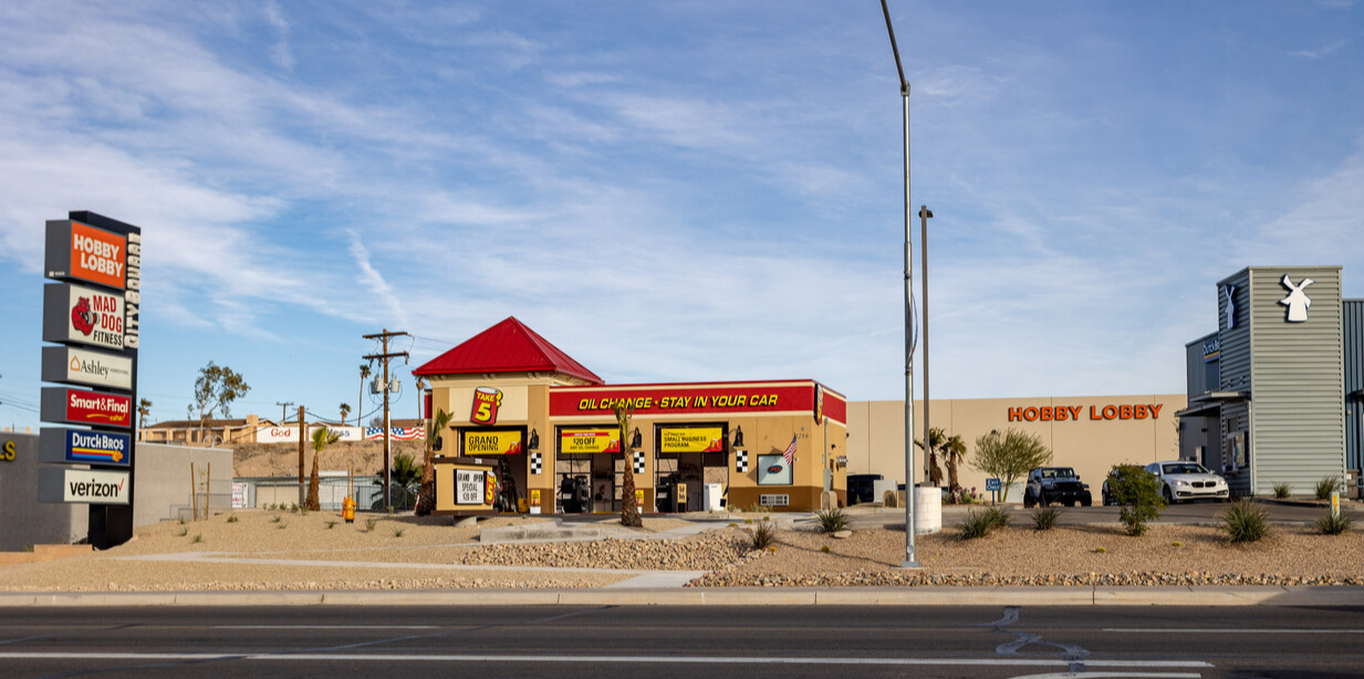 2250 AZ Highway 95, Bullhead City, AZ à vendre Photo de l’immeuble– Image 1 sur 8