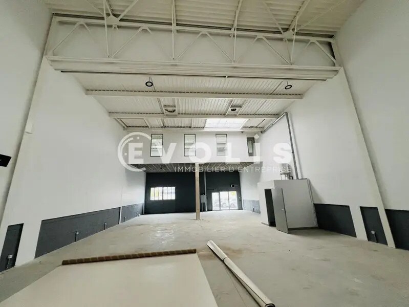 Bureau dans Vaux-le-Pénil à louer Photo intérieure– Image 1 sur 5