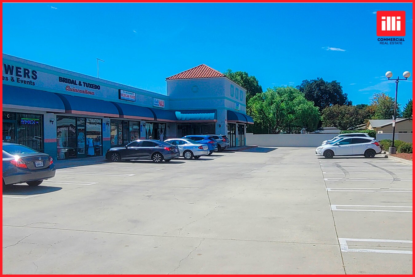 14316 Amar Rd, La Puente, CA à louer Photo principale– Image 1 sur 10