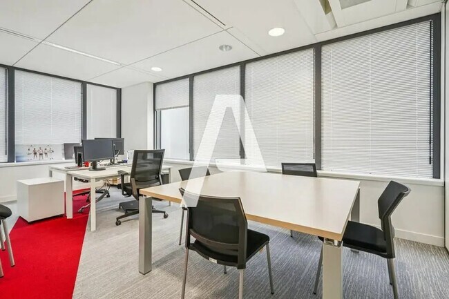 Plus de détails pour Bureau à louer